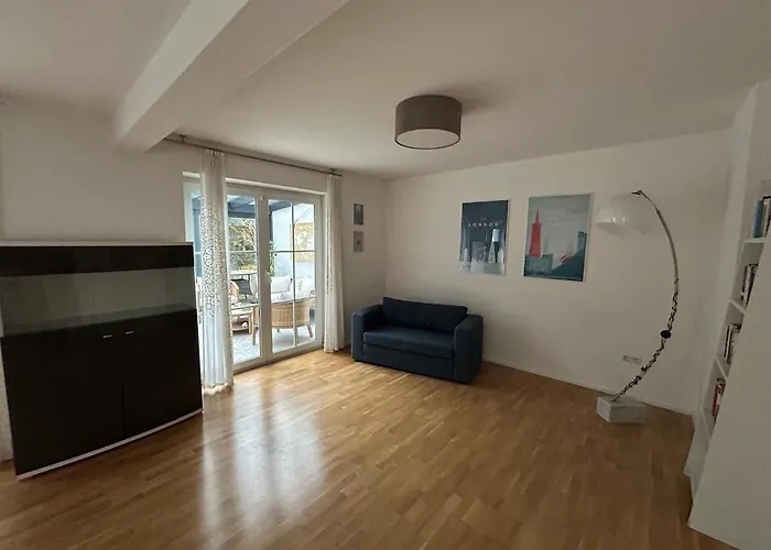 Holiday home Helles, Geraeumiges Haus In Muenchen-solln